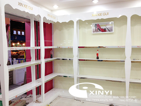 女装鞋专柜生产