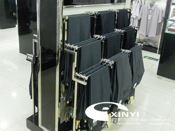 服装柜销售