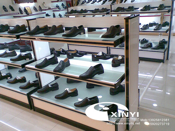 男装鞋中岛架